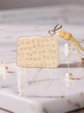 Beaded Pearl Pouch Wristlet - Ivory